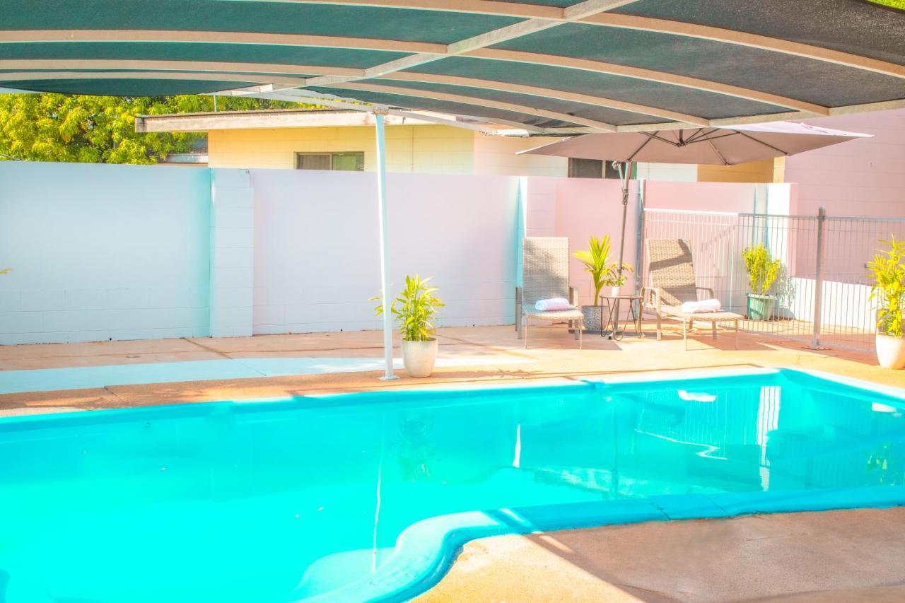 K - Town Hotel Katherine Bagian luar foto
