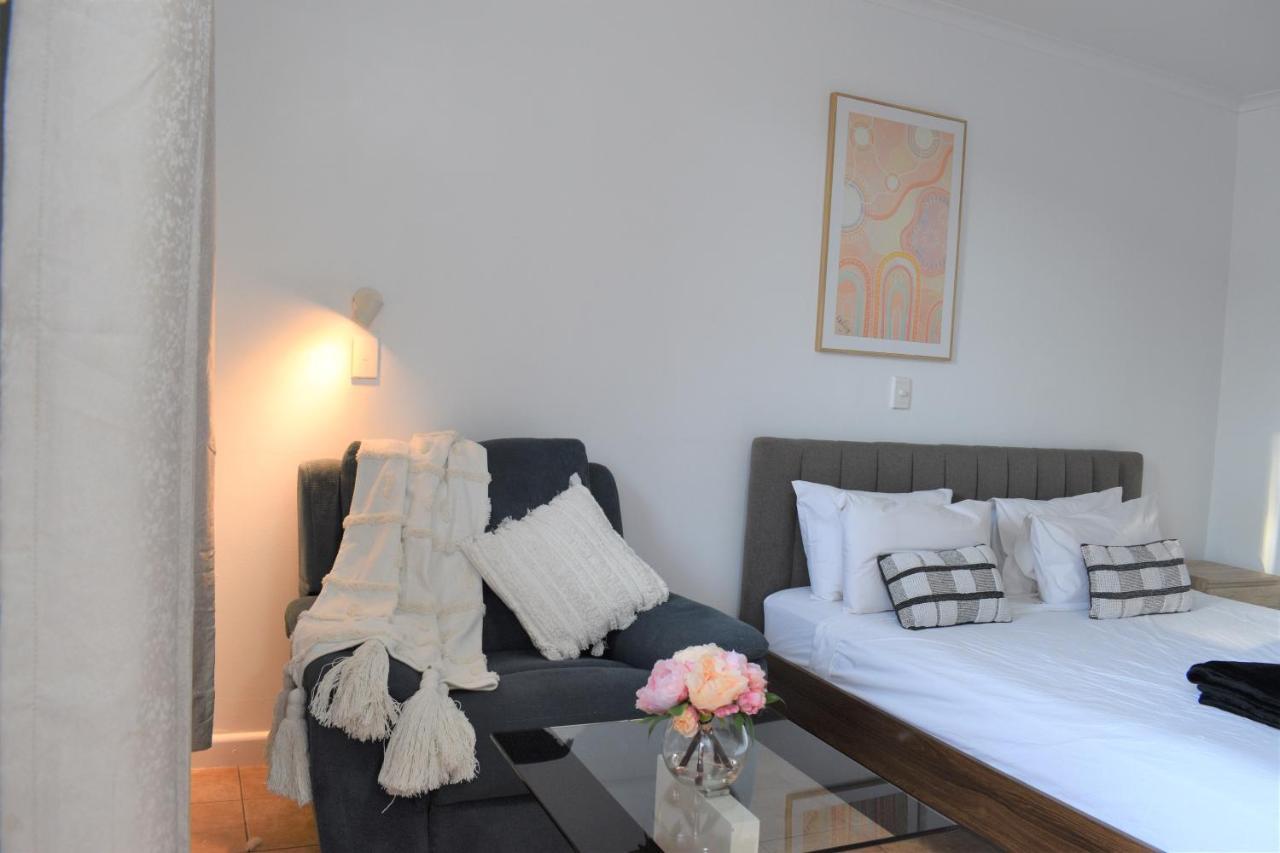 K - Town Hotel Katherine Bagian luar foto